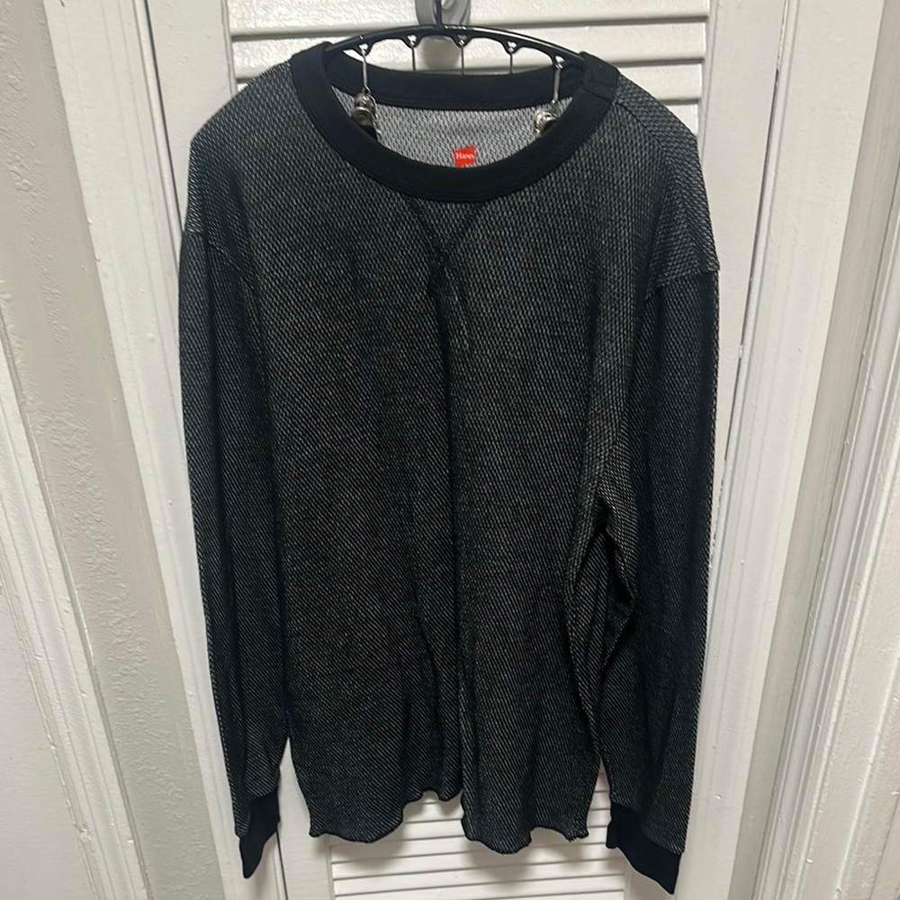 Hanes Black and White Knit Top